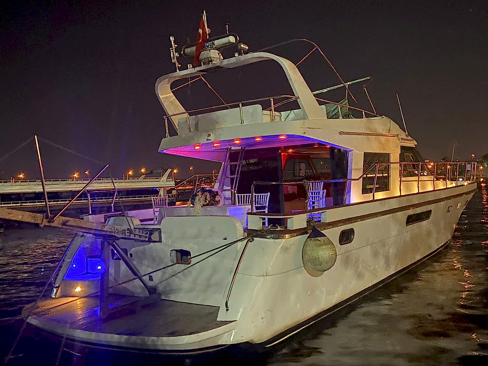 Ekonomik yat 1 dış görünüm